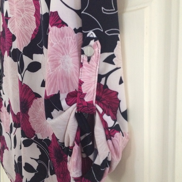 Jones New York Blouse Tab Sleeve Floral Print S - Picture 6 of 9